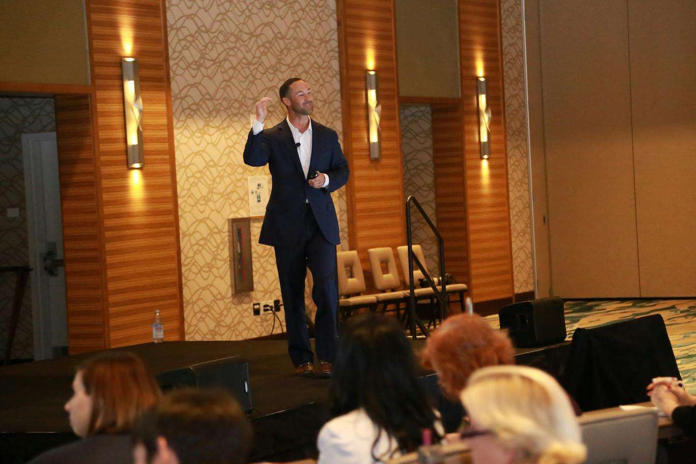 Top 15 Corporate Events Speakers Who Can Transform Your Business Event