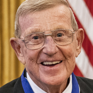 Speaker Profile Thumbnail for Lou Holtz