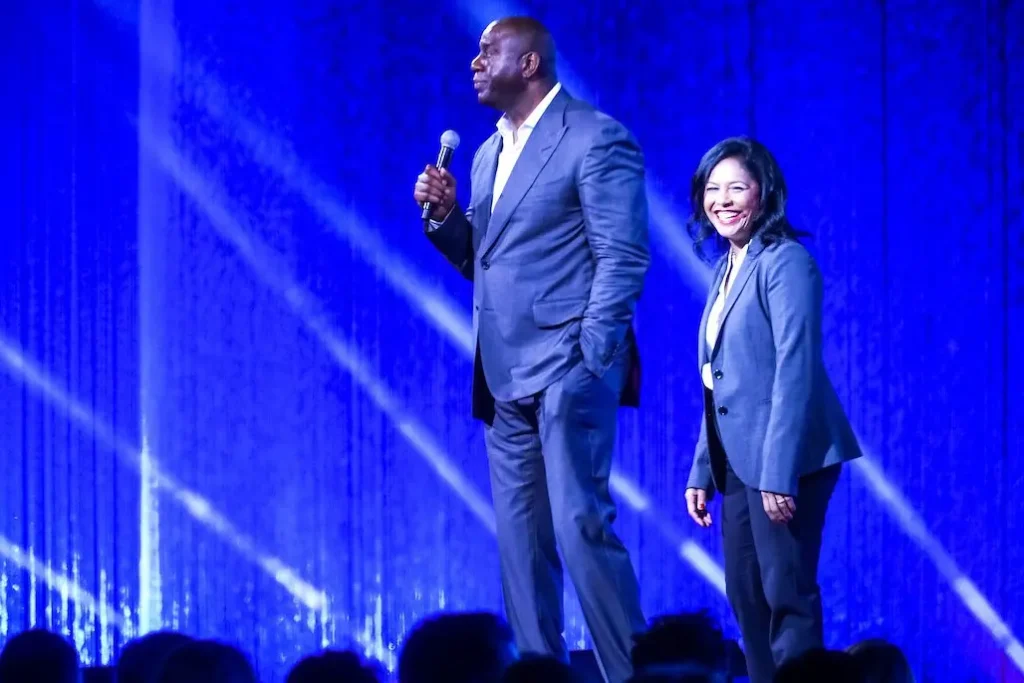 Eva and Magic 6 2018 cropped2 Eva Saha Spotlight: The Emcee Who Brings Out the Best in Every Guest