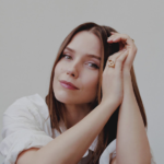 Speaker Profile Thumbnail for Sophia Bush